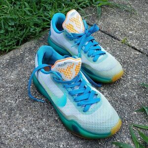 Nike Kobe 10 GS - Nike Running Shoes for kids - Size 5-Y